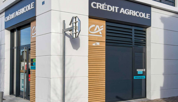 Crédit Agricole case
